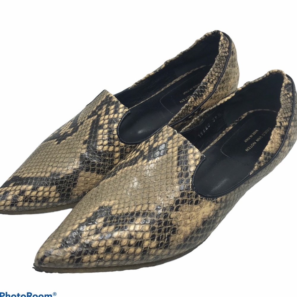 Dries Van Noten Embossed Python Flats 38.5 Pointed - Picture 1 of 12